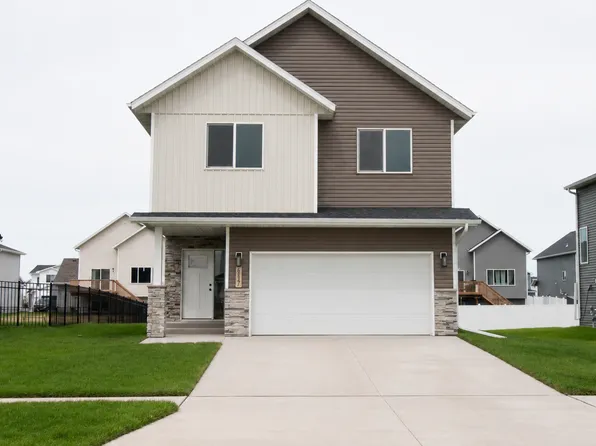6227 87th Ave S, Horace, ND 58047