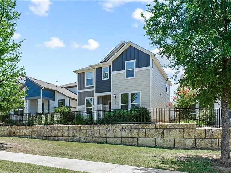 5308 Golden Canary Ln — Photo 33