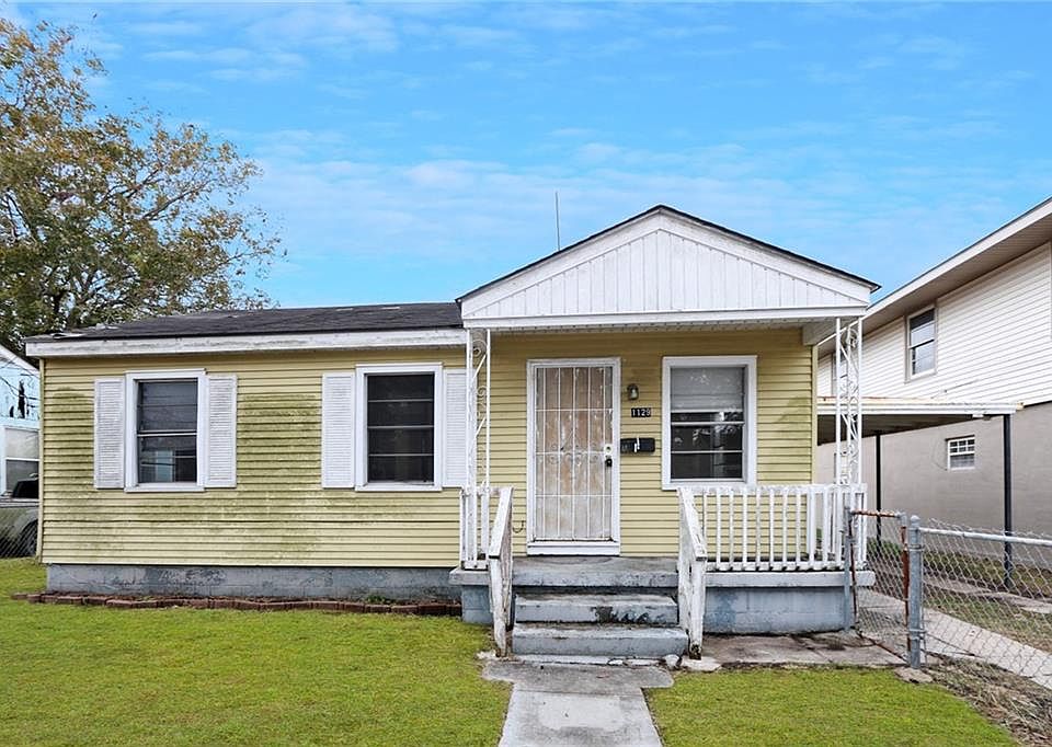 1st image of 1129 Southlawn Blvd