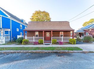 12 Williams St, New London, CT 06320