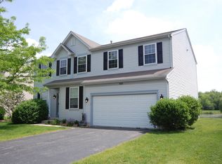 400 Gregory M Sears Dr, Gilberts, IL 60136