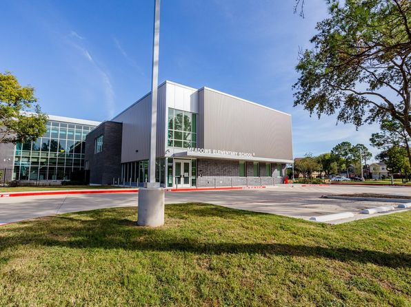 12035 Meadowdale Dr, Meadows Place, TX 77477