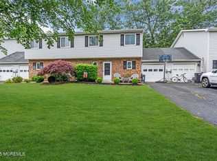 2 Elizabeth Court, Howell, NJ 07731