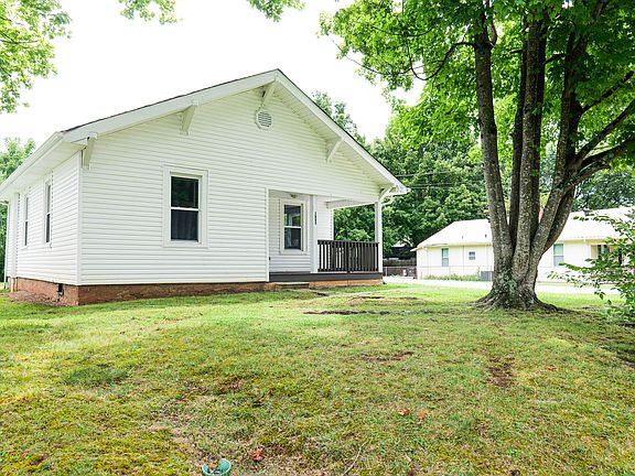 4th image of 1728 Price Ave