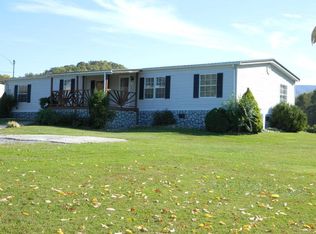 622 Thompson Rd, Marion, VA 24354