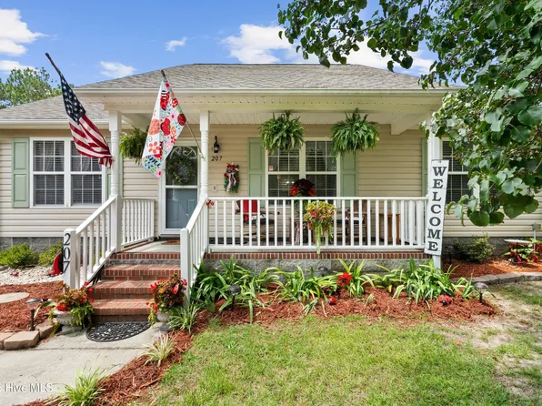 207 Cherry Road, Southport, NC 28461