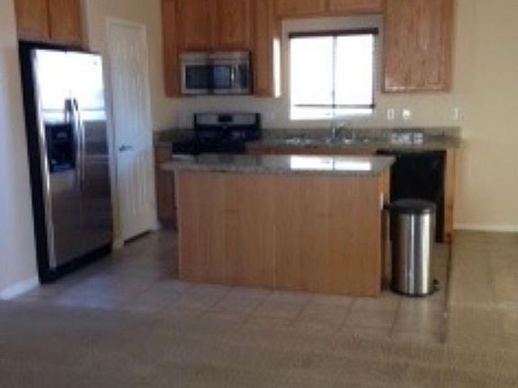 3rd image of 141 Rosa Rosales Ct
