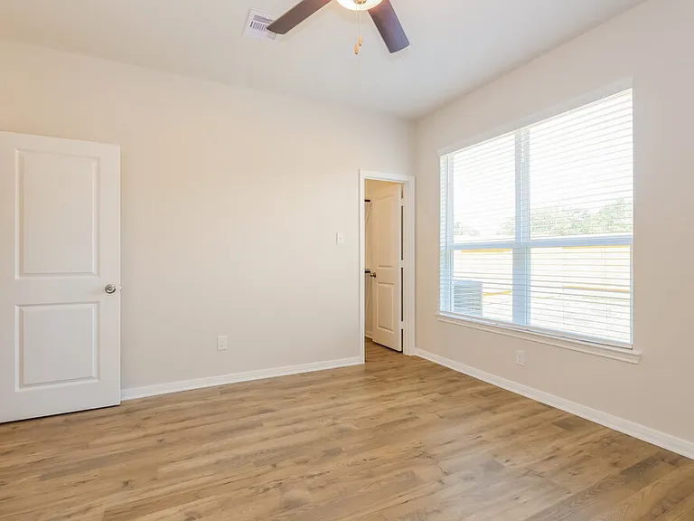 15567 Caramel Springs Dr — Photo 11