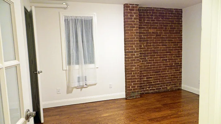 Rented by Brooklyn Real Inc | media 17