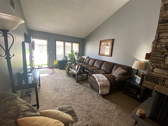 3rd image of 2106 N Belmont Pl APT 4