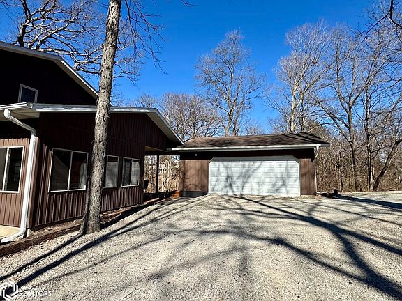 4th image of 11738 Greenwood Dr