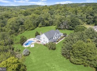 6 Keil Manor Ct, White Hall, MD 21161