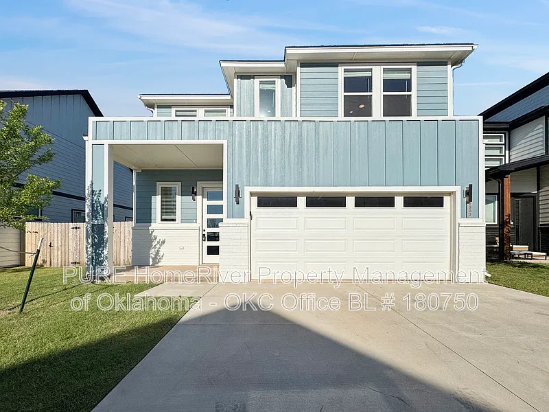 2602 Crescent Ave