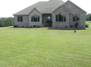 8105 N Farm Road 207, Strafford, MO 65757