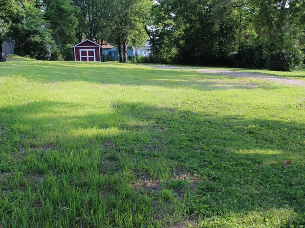 625 Anderson St, Greencastle, IN 46135