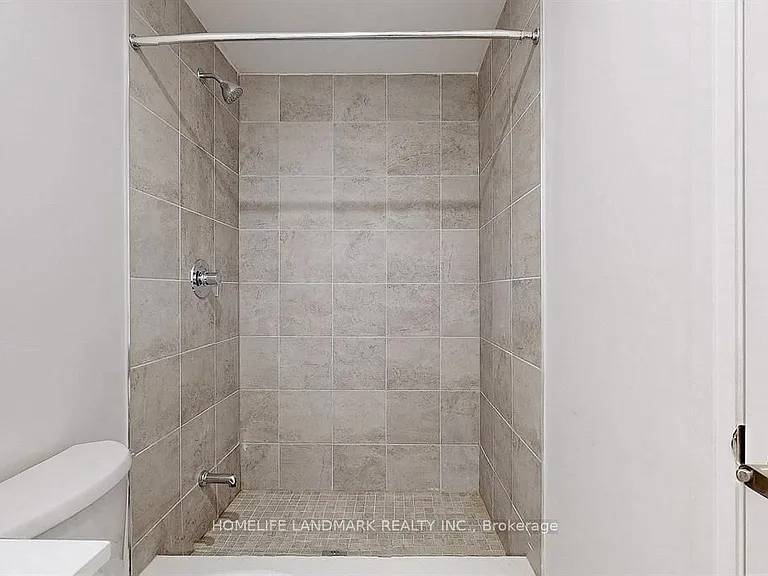 35 Persica St #LOWER — Photo 12