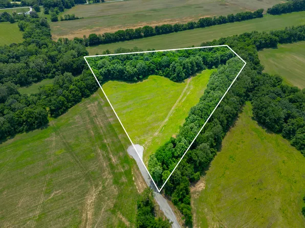 6 White Tail Run, Mooresville, IN 46158