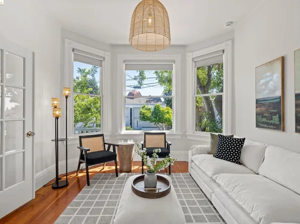 3276 Logan St, Oakland, CA 94601