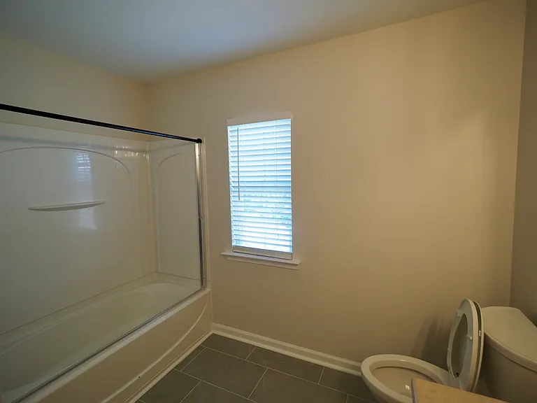 27 Border Ave — Photo 27