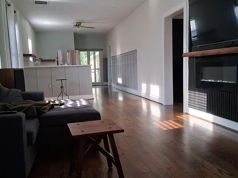 7335 Santiago St — Photo 4