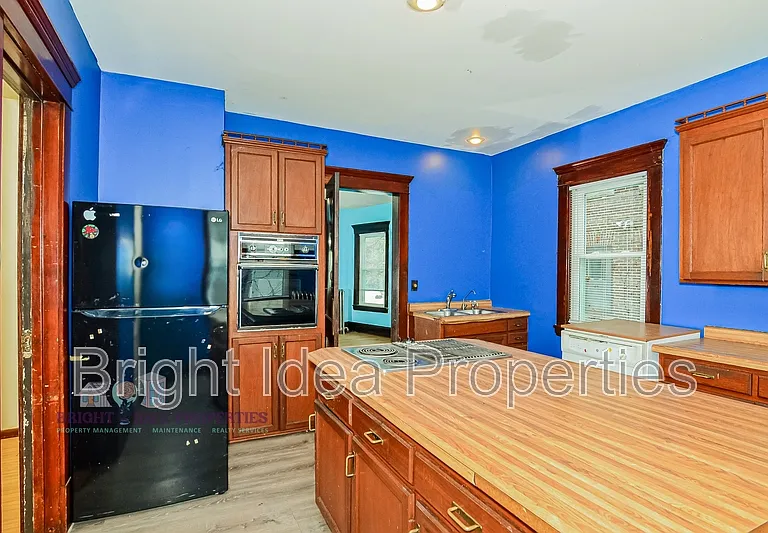 2104 Emerson Ave S #2 — Photo 14