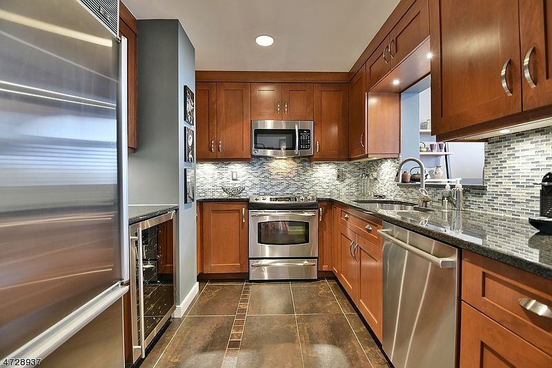 1st image of 616 S ORANGE AVE, PH5