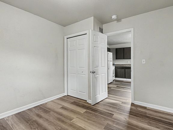 5th image of 790 Harriet St APT 1