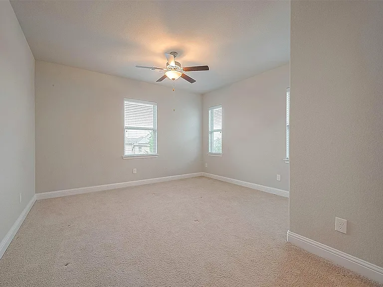 58 Canopy Green Dr — Photo 34