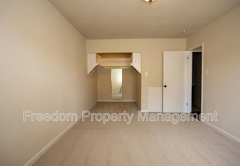 9327 Woodlea Ct — Photo 6