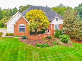 5 Smith Ln, Zionsville, IN 46077