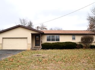 1238 S Belcrest Ave, Springfield, MO 65804