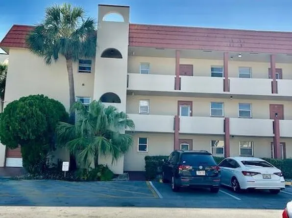 7960 Sunrise Lakes Drive N #205, Sunrise, FL 33322