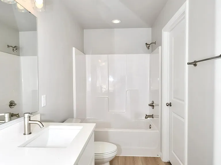 3728 33rd St S — Photo 10