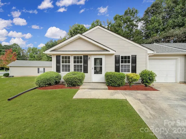 121 Settlemyre Pl, York, SC 29745