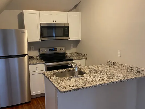 94 Oakland Ave., 94 Oakland Ave Floor 3, Providence, RI 02908