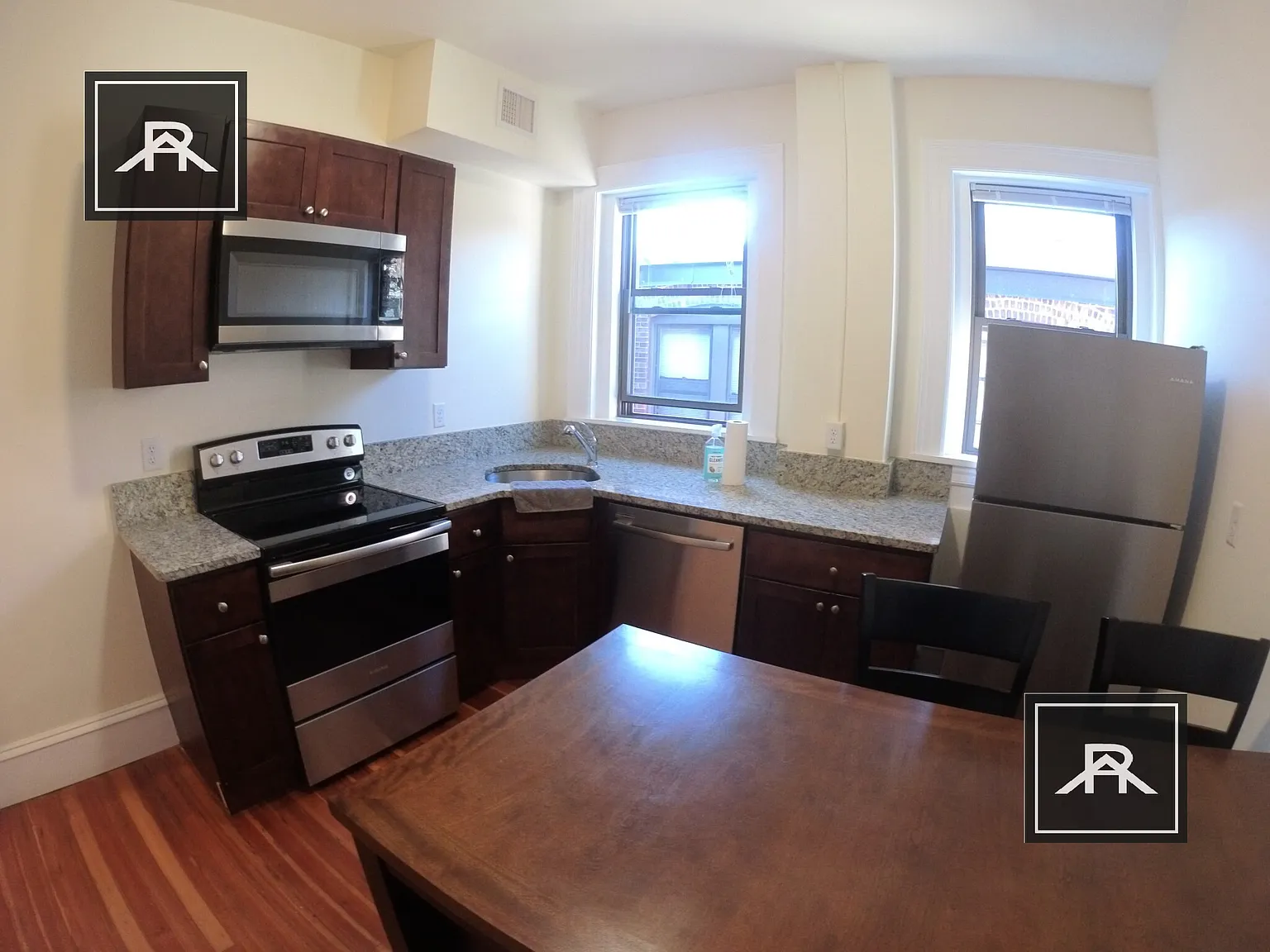 2 bed, 1.0 bath, $3,875 — Photo 2