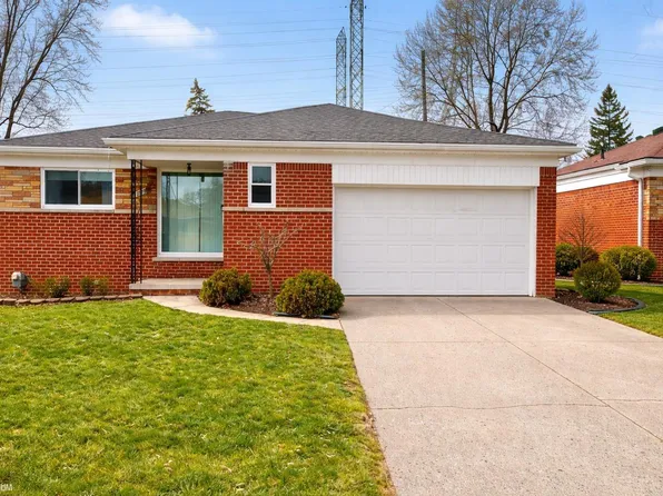 26155 Newport Ave, Warren, MI 48089