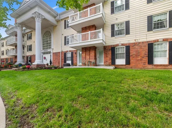 15046 Claymoor Ct APT 5, Chesterfield, MO 63017