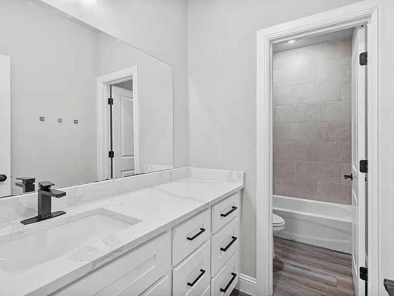 5401 Arroyo Trl — Photo 10