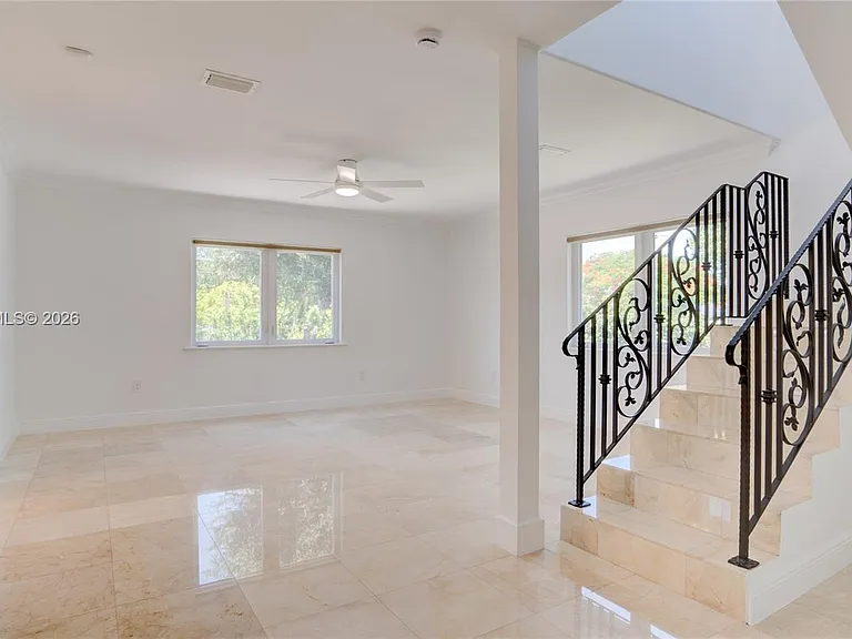 500 SW 51st Ct — Photo 17
