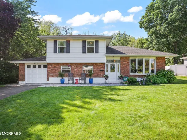67 Koenig Lane, Freehold, NJ 07728