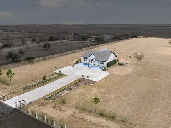 8307 W Green Leaf St, Brookshire, TX 77423