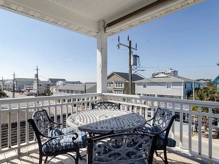 812 Canal Dr #1 — Photo 8