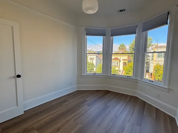 2711-2713 Harrison St, San Francisco, CA 94110