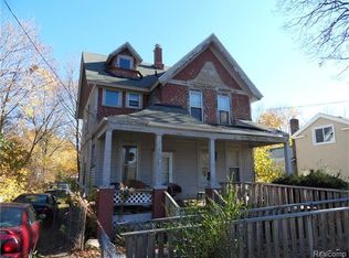 67 S Paddock St, Pontiac, MI 48342