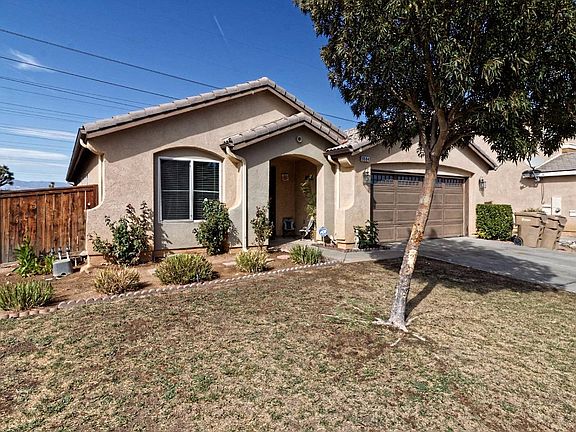 3rd image of 9584 Peridot Ave