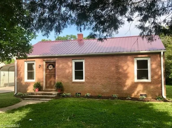 2074 Greensboro Street Ext, Lexington, NC 27295