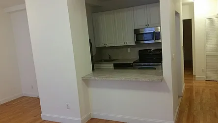 Rented by ARNOLD S GUMOWITZ, LREB