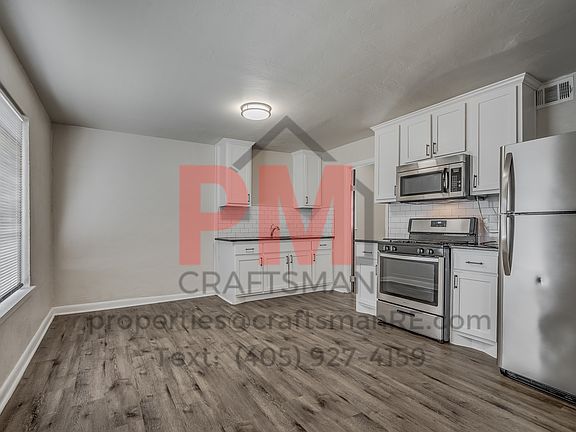 5th image of 704 NW 92nd St #A