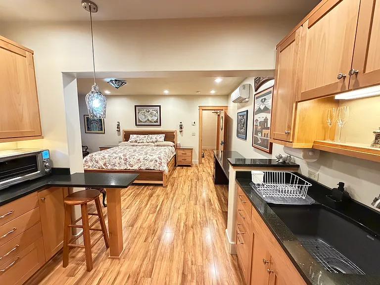 114 Granite St #3B — Photo 12